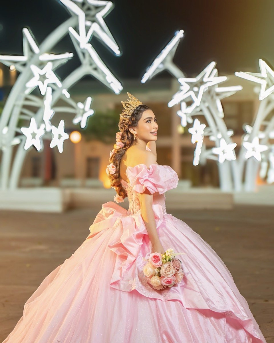 Vestido rosado con lazo